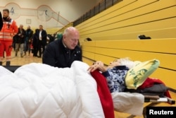 Аварійний пункт, організований у спортзалі, Берлін, 4 січня 2026 року