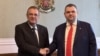 Председателят на парламентарната група на ДПС-ДПС Джевдет Чакъров и председателят на "ДПС-Ново начало" и санкциониран за корупция Делян Пеевски.