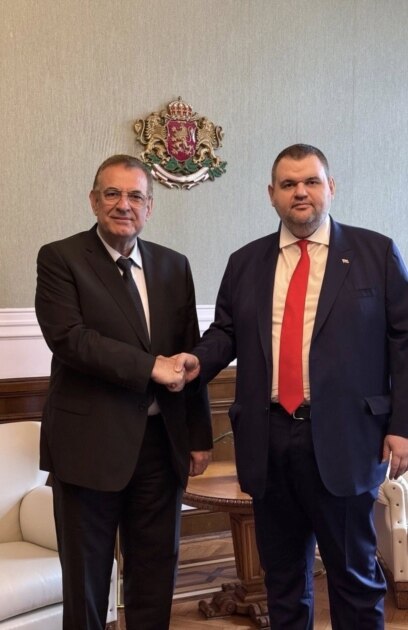 Съпредседателят на ДПС Джевдет Чакъров е подал оставка от поста