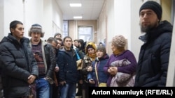 Теймур і Узеїр Абдуллаєви в суді під час процесу над Ахтемом Чийгозом, архівне фото, грудень 2016 року 