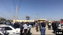 4,000 workers of a steel factory went on strike for their unpaid wages from January 2018.