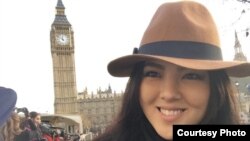 “Miss Gyrgyzystan” gözellik bäsleşiginiň ýeňijisi Aikol Alikžanowa.