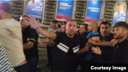 В ходе столкновения полиция не задержала ни одного из участников конфликта