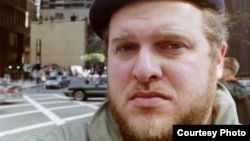 Среди привычных оборотней. Апокалипсисы Игоря Шесткова.