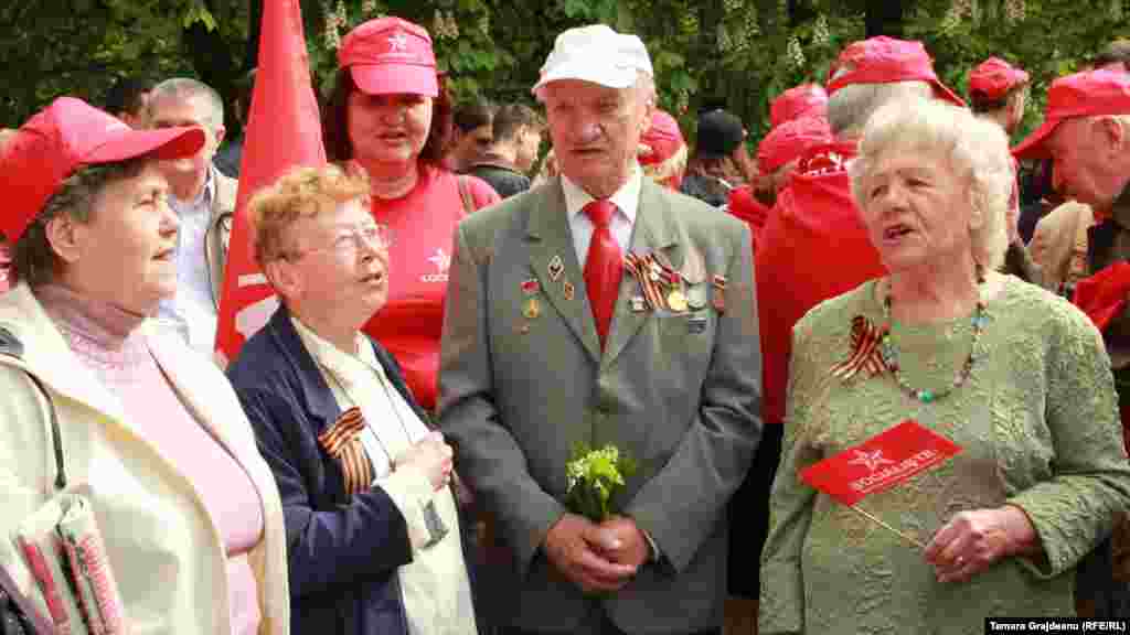 Moldova - 1st May Communists and Socialists on the streets, Chisinau