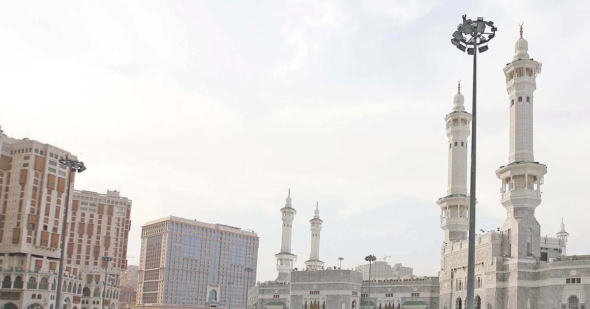 Тойда қалыңдық қалыңдықты трахает етеді Үйде жыныстық қатынасқа түскен ерлі-зайыптылар