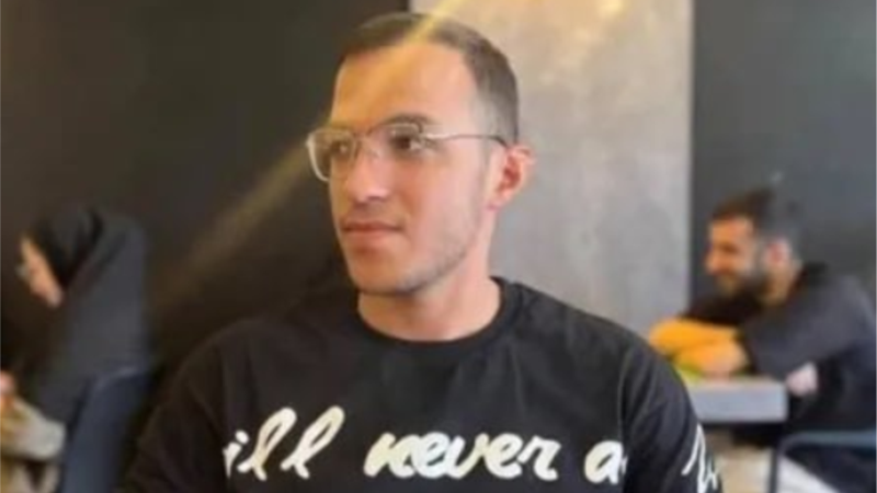 خودسوزی جوان اهوازی؛ شهردار اهواز استعفا کرد و چند مقام شهرداری برکنار شدند