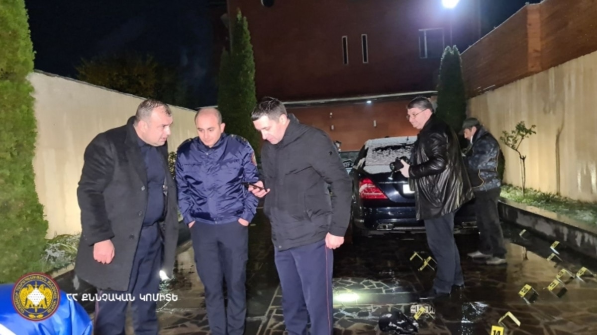 Four Killed In Yerevan Shootout