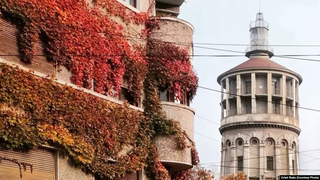 Stilul Art Deco al anilor '30, surprins în zona Foișorului de foc de Cristi Radu. El este „urban storyteller”. Spune povești.