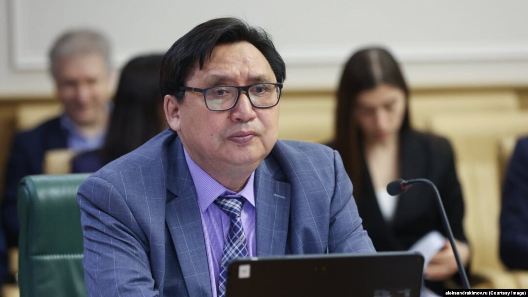 Александр Акимов
