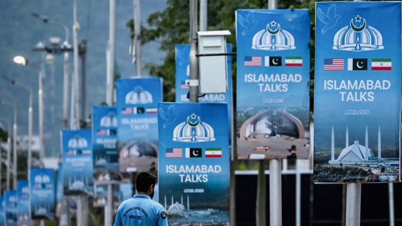 Пакистан заявляє, що все ще чекає на відповідь Ірану щодо участі в мирних переговорах