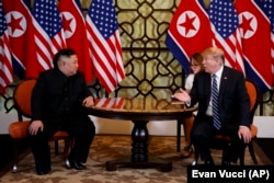 Дональд Трамп менен Ким Чен Ындын Вьетнамдагы жолугушуусу. 28-февраль, 2019-жыл