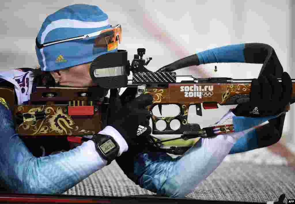 Ukraine&#39;s Vita Semerenko competes in the women&#39;s biathlon 7.5-kilometer sprint at the Laura Cross-Country Ski and Biathlon Center. Semerenko won bronze. 