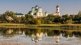 Mănăstirea Mezhiritski în Ucraina