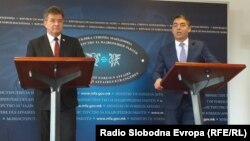 Министерот за надворешни и европски работи на Република Словачка Мирослав Лајчак во Скопје на прес конференција со министерот за надворешни работи Никола Димитров 