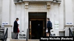 Secție de votare la Londra