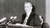 Nicolae Ceaușescu la tribună. Courtesy Fototeca online a comunismului românesc (accesată la 14 ianuarie 2019)