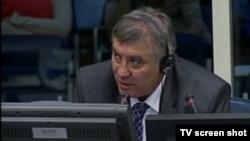 Tomislav Kovač kao svedok odbrane na suđenju Radovanu Karadžiću u Haškom tribunalu, 1. novembar 2013.