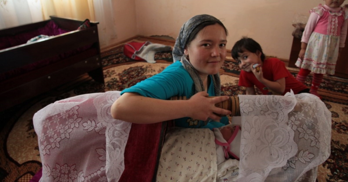 Тастанды құрылыс алаңындағы порно қыз