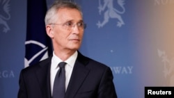 Secretarul general al NATO Jens Stoltenberg: „Trebuie să fim dispuși să plătim prețul pentru pace”.