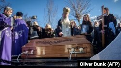 Во Белград денеска беше погребан Оливер Ивановиќ.