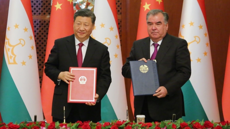 Таджикистан и Китай подписали 18 документов о сотрудничестве. ВИДЕО