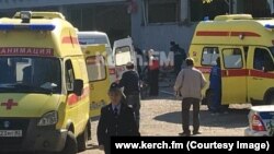 Медики на місці вибуху