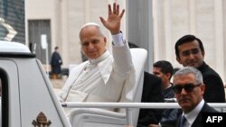 Папата Лав XIV 