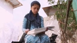 14-летняя Мадина оплакивает судьбу матери, осужденную в Ираке