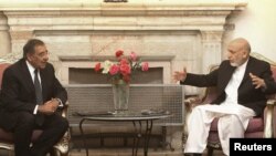 Президент Афганистана Хамид Карзай и министр обороны США Леон Панетта