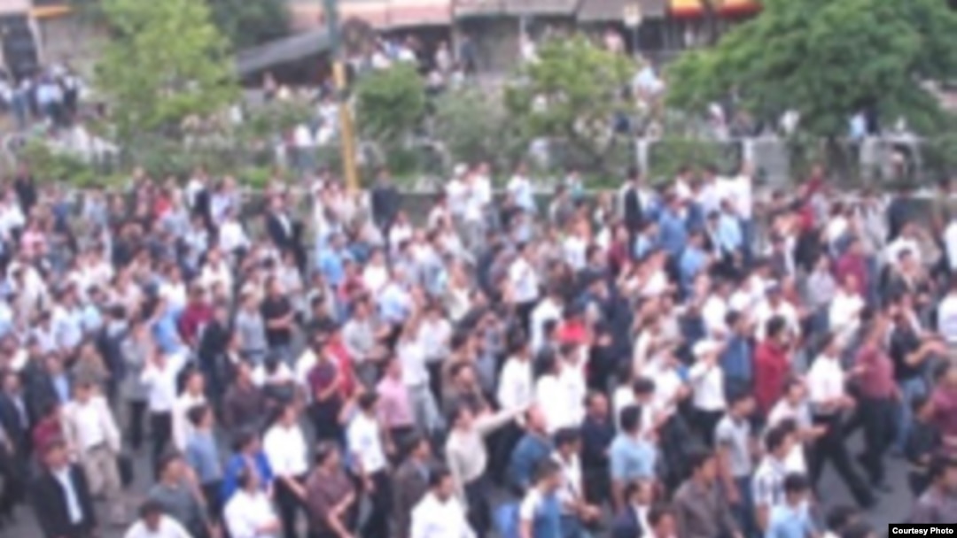 Təbrizdə Azərbaycan dilinin təhqir edilməsinə qarşı etiraz aksiyası. 22 may 2006-cı il