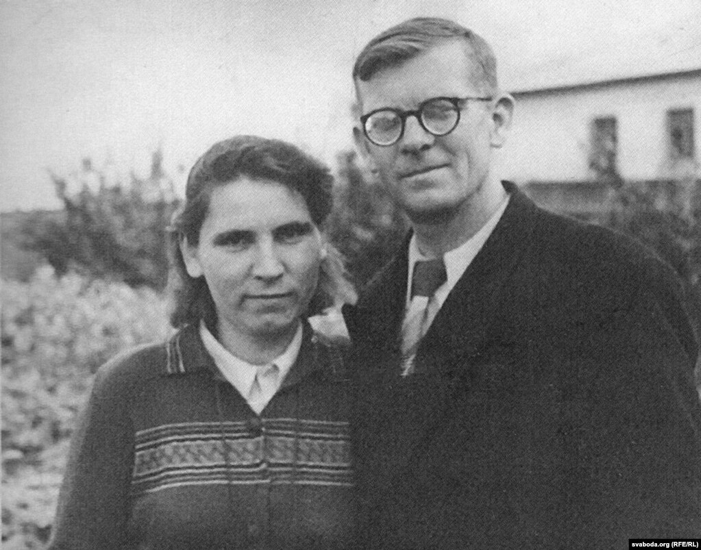 Igor Samborsky con sua moglie Eudakia, foto d'archivio