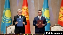 Касым-Жомарт Токаев и Садыр Жапаров.