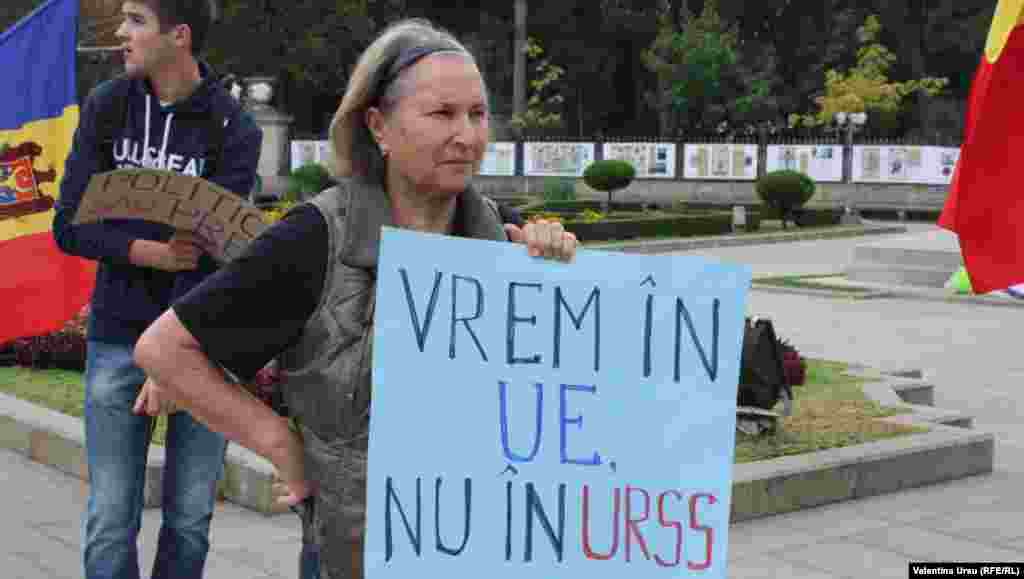 7 septembrie 2013. Protest împotriva vizitei patriarhului Kiril al Rusiei în Republica Moldova