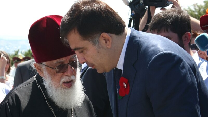 Грузинская православная церковь просит Саакашвили прекратить голодовку