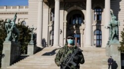 Vojnici ispred Skupštine Srbije (16. mart)