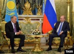 Президенты Казахстана и России Нурсултан Назарбаев и Владимир Путин