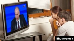 50,3% українців вважають, що заборона російських телеканалів в Україні є помилкою і призводить лише до обмеження прав громадян
