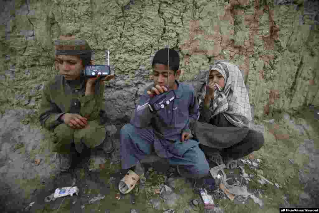 Another picture from the IDP camp on the outskirts of Kabul, where the distribution drive was launched. The aim of the project is to promote access to news and information, especially in rural and remote areas where illiteracy rates are among the highest in the world and where radio is often the only means for people to receive news.