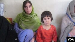 Afghanistan - Afghans young women and girls . UNDATED