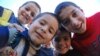 Երեխաներ Հայաստանի գյուղերից մեկում, արխիվ
