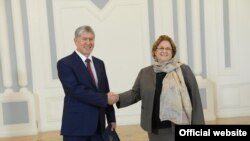Посол США в Кыргызстане Шейла Гуолтни.