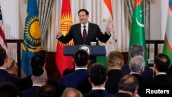 ԱՄՆ պետքարտուղար Մարկո Ռուբիոն ելույթ է ունենում Պետդեպարտամենտում Կենտրոնական Ասիայի ԱԳ նախարարների ընդունելությանը, Վաշինգտոն, 5-ը նոյեմբերի, 2025թ. 