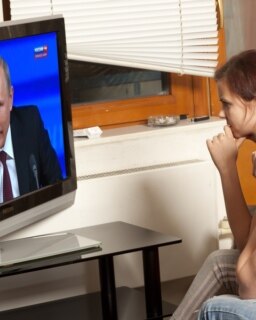 "Лучше было уехать"
