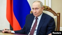 Очільник Росії Путін, кажуть оглядачі, постарів і осунувся за 4 роки великої війни проти України