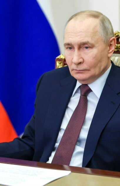 Русия продължава да води войната си в Украйна но икономиката