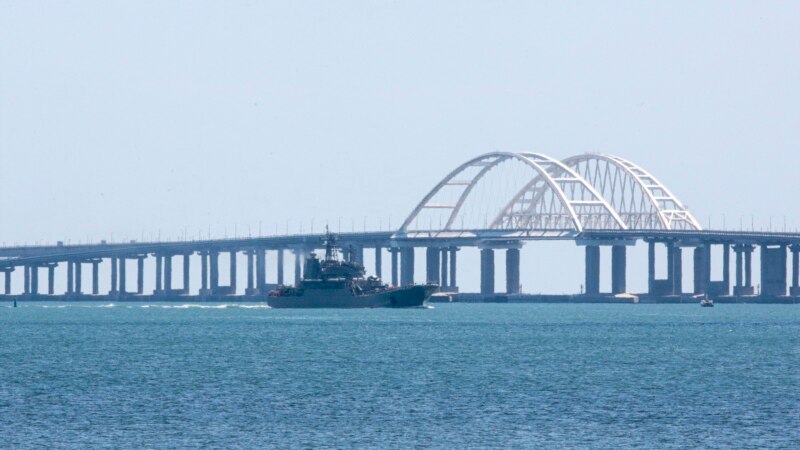 Kerch Bridge Traffic Halted As Explosions Reported In Russian-Occupied Crimea Kerch Bridge Traffic Halted As Explosions Reported In Russian-Occupied Crimea