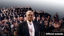 Диригент Роджер Мамеррін (США) з Київським симфонічним оркестром та хором у Києві, 21 квітня 2011 року