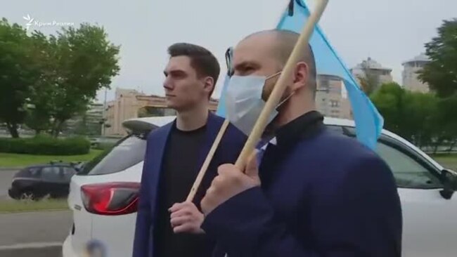 В Киеве устроили автопробег в годовщину депортации крымских татар (видео) В Киеве устроили автопробег в годовщину депортации крымских татар (видео)
