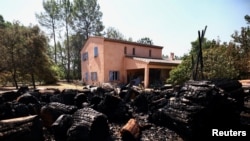 Izgoreno područje u Montfort-sur-Argens u Francuskoj